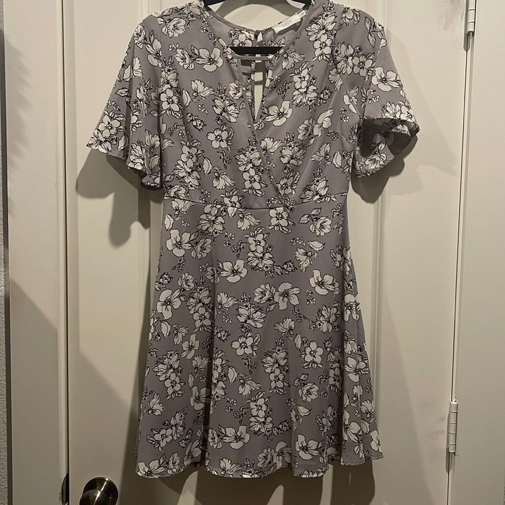 Lush grey dress with black and white flowers. Size S.